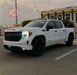 GMC Sierra